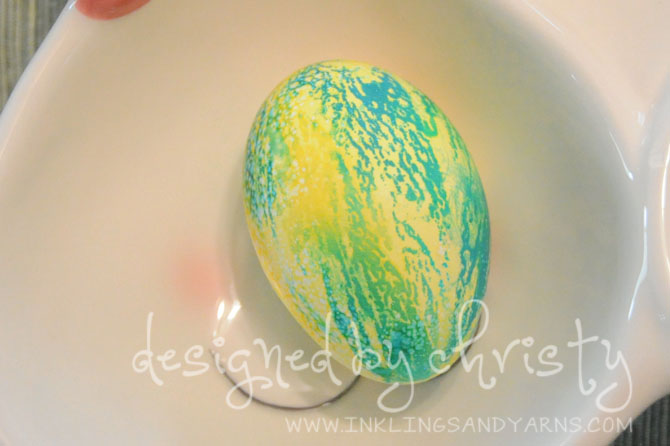 dip dyed and then tie dyed easter egg | www.inklingsandyarns.com