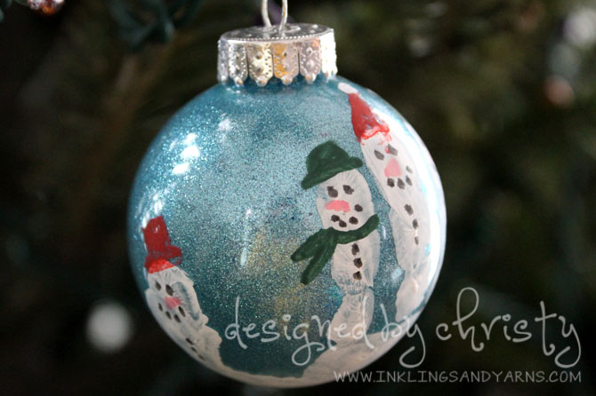 Hand Print Snow Man Christmas Ornament | www.inklingsandyarns.com